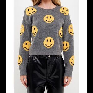 NWOT Grey Lab Happy face Grey sweater